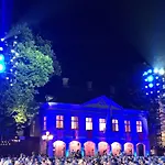 Bed & Breakfast In Monumental House Maastricht Centre